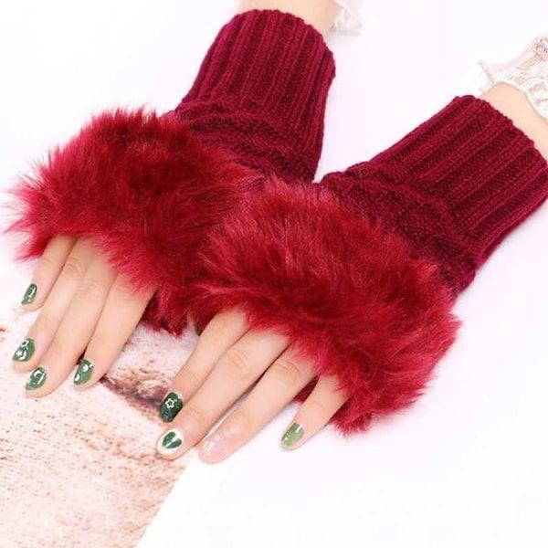 Ladies Hand Wool Gloves – Soft, Warm & Stylish Winter Comfort